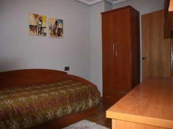 Apartamento La Cenicienta Catedral León Zewnętrze zdjęcie